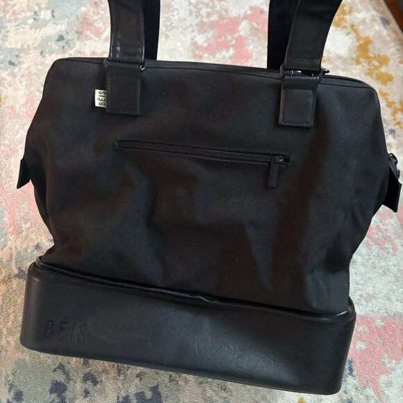 BÉIS The Weekender Bag – Black Travel Tote with Shoe Compartment - Picture 5 of 11